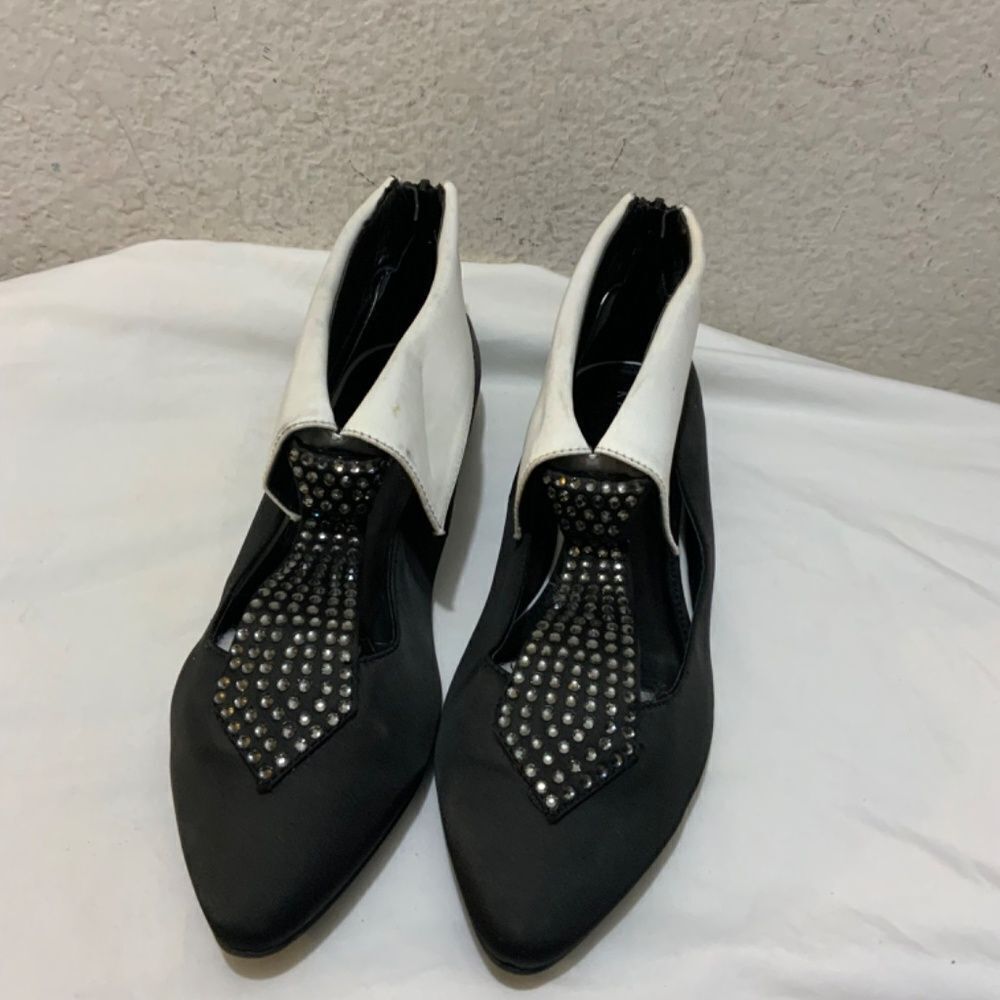 Katy Perry Tuexudo shoes black white flats women’s 9 M - Picture 2 of 11
